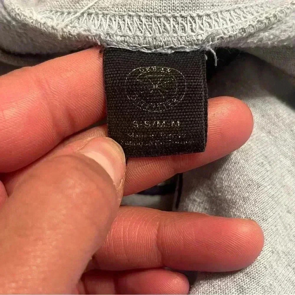 BDG Urban Outfitters Gray Oversized Pullover Sweatshirt with Embroidered Crest - Picture 4 of 10